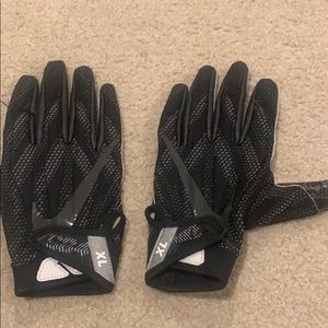 Nike XL padded football gloves